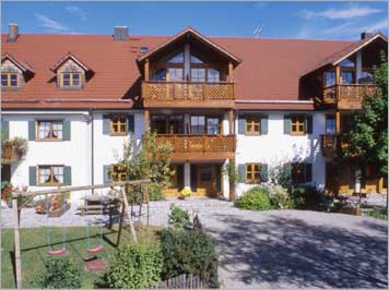 Der Grundler-Hof an Wörthsee