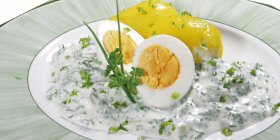 Grüne Soße mit Eiern und Kartoffeln